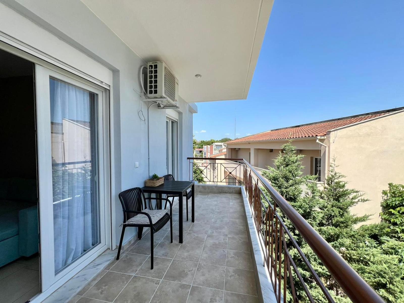 P Deluxe Suites Β4 Nea Michaniona Exterior photo
